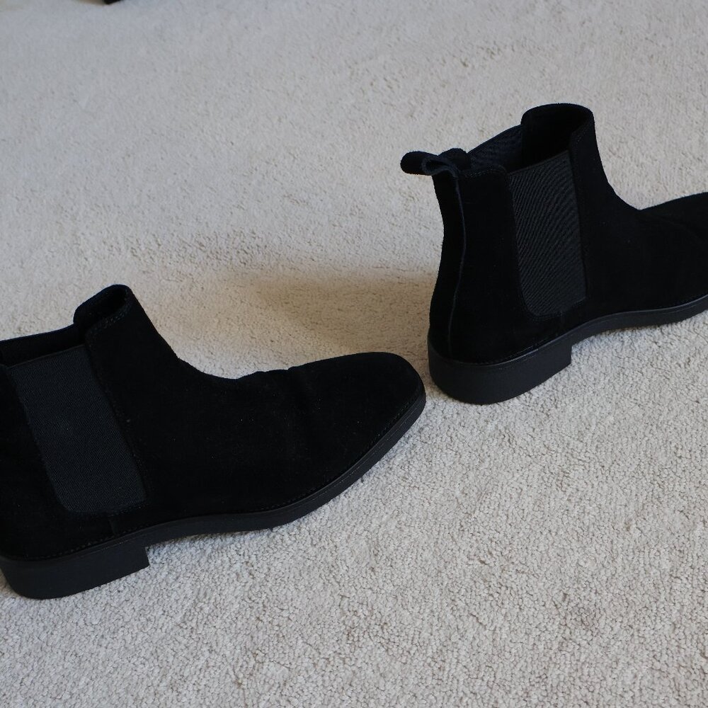 NWOT Aldo Chelsea Boot